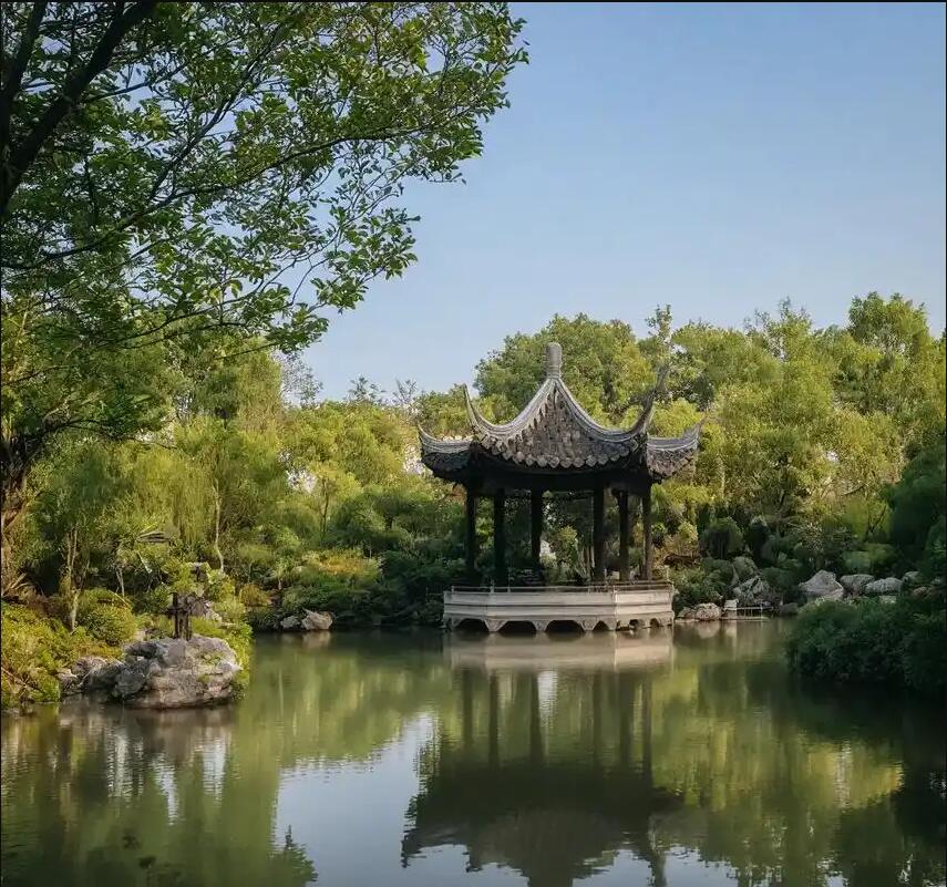 济南浮夸餐饮有限公司